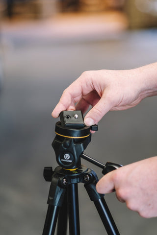 Aluminium-Stativ Vesta 203AP mit PH-23-Kugelkopf 