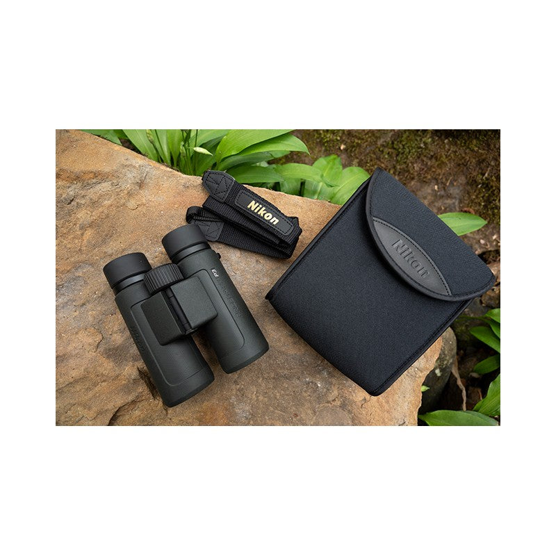 fernglas Nikon Prostaff P7 10x30 